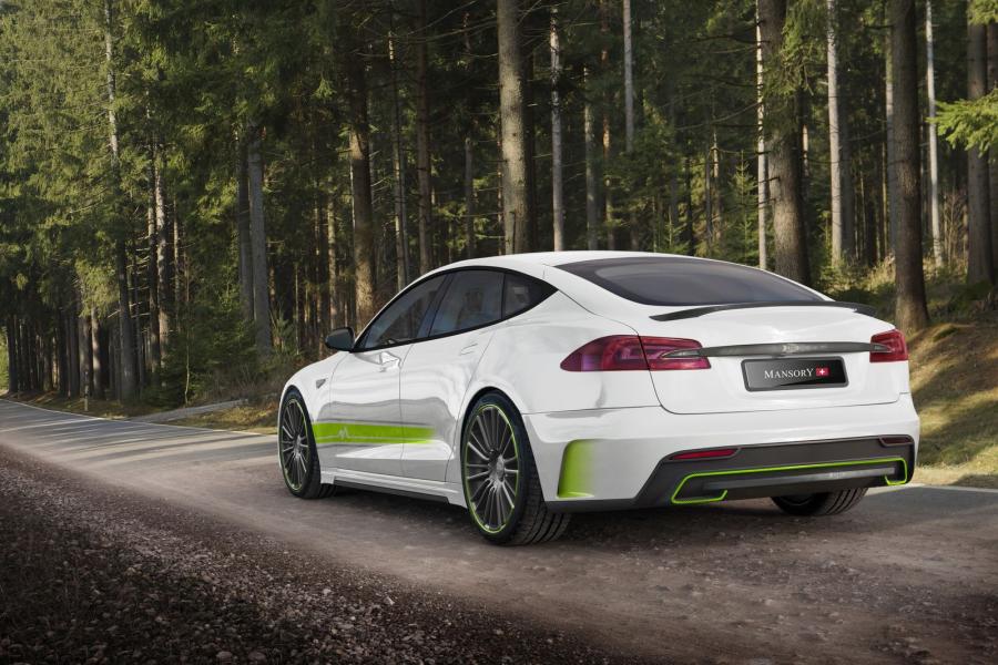  Tesla Model S by Mansory 2015 года  (фото 2 из 3)